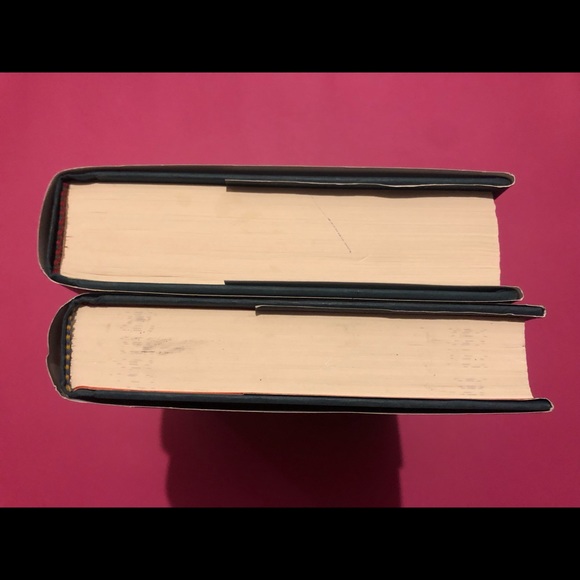 ❤️Rick Riordan Hammer Thor Hidden Oracle Books - Picture 2 of 3